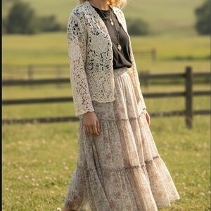 Vintage White Crochet Cottagecore Prairie Boho Festival Floral Cardigan Large